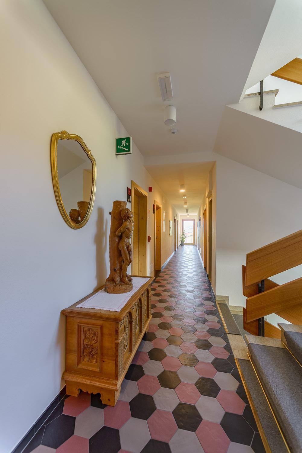 Hotel Tyrol فونيس المظهر الخارجي الصورة